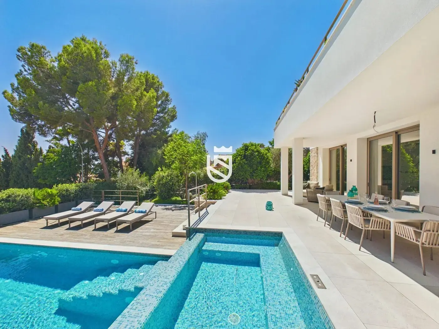 Villa Bendinat, Pool